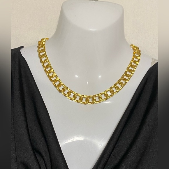 GOLD Tone Hexagon Link Chain Fashion Necklace, Snap Lock Clasp, 18” - Picture 2 of 6